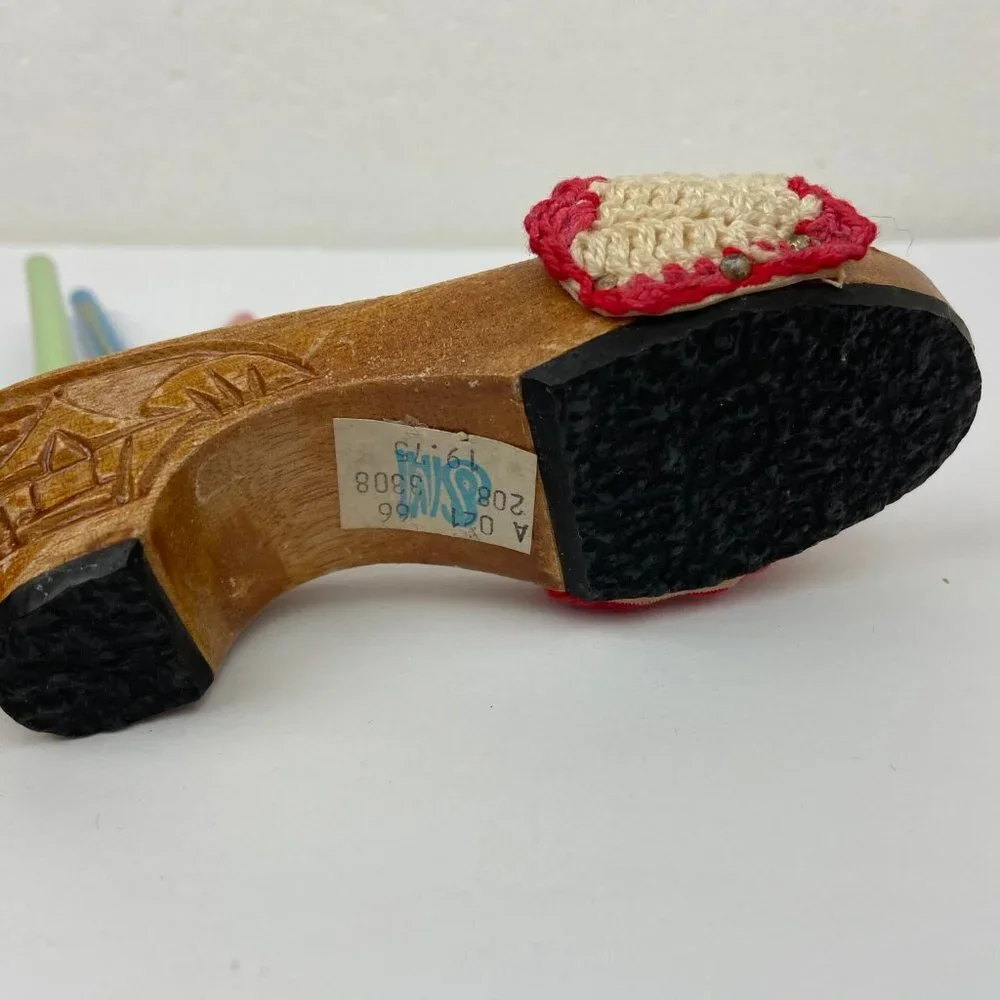 NEW Vintage  Pen Pensil Holder Stand Wooden